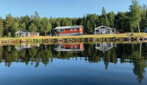 Lakeview Houses Sweden - Red House